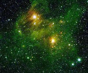 Astronomers discover complex organic matter in the universe