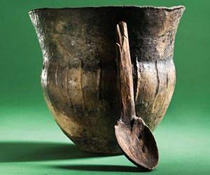 Ancient cooking pots reveal gradual transition to agriculture