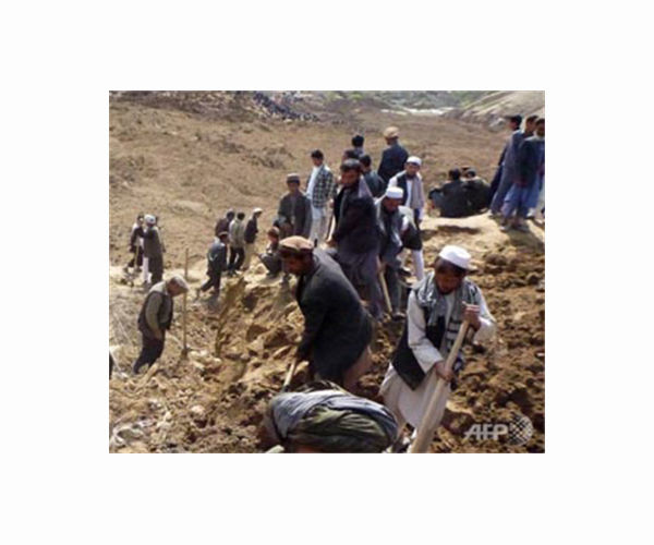 Searchers retrieve bodies as Afghan quake toll expected to rise