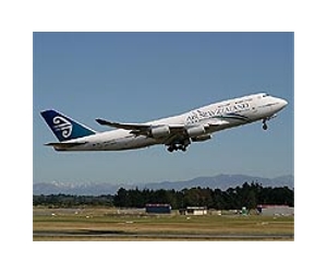 Air NZ shares plunge on Japan, NZ. disaster profit warning