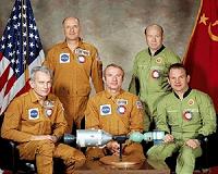 Space crew praises US-Russian 'handshake in space' 40 years on