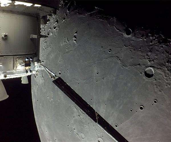 Artemis I Flight Day 22 - Orion Continues on its Journey Back to Earth