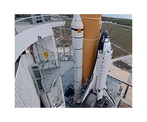 Atlantis Fueling Preps Under Way