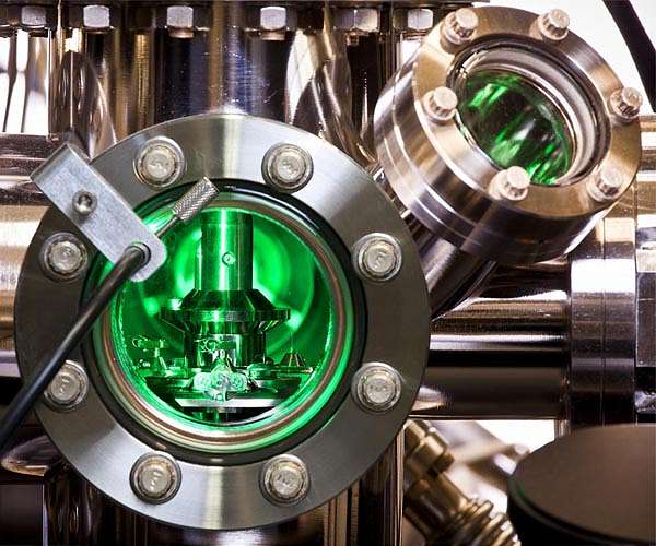 Speaking crystal AI predicts atomic arrangements to aid material discovery