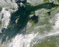 Greenpeace drops boulders to stem trawling off Sweden