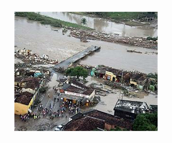 At least 5 killed in new floods in Brazil's Petropolis