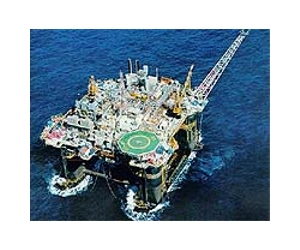 Brazil's Petrobras reports small oil leak