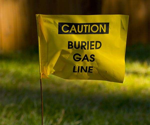 Soil moisture plays biggest role in underground spread of natural gas leaking from pipelines