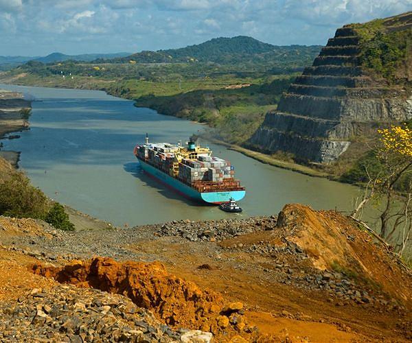 Leaders gather in Panama to halt threats against oceans