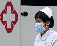 Give flu vaccine to nurses, chronic sick first: EU experts