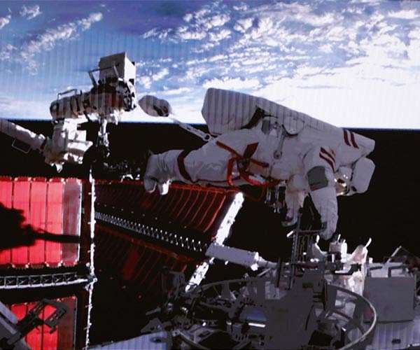Shenzhou XIX crew completes successful spacewalk outside Tiangong station