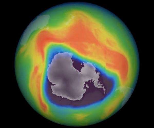 NASA-funded network tracks the recent rise and fall of ozone depleting pollutants