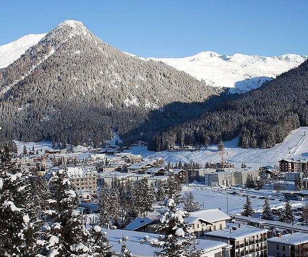 China's vice premier tells Davos world cannot revert to 'law of the jungle'