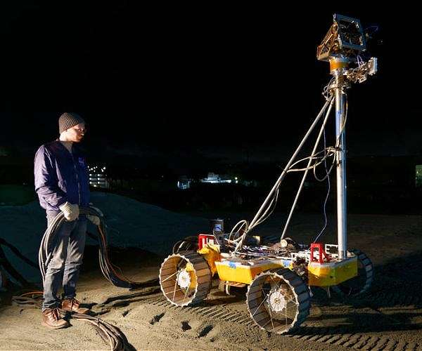 VIPER rover hoists its Mast ahead of lunar mission