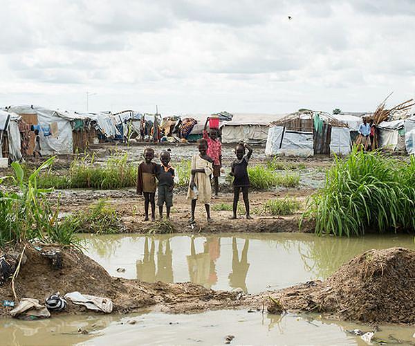 Toll from DR Congo floods rises above 200