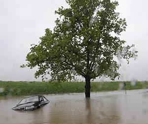 Floods kill 15 in Poland as rivers swell to record levels
