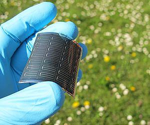 How to produce flexible CIGS solar cells with record efficiency