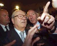 France must not 'fall into the hands of the National Front': PM