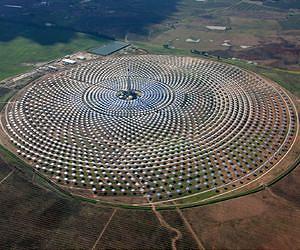 Backers: Solar plant generates at night