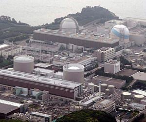 Japan sets new safety standards for nuclear plants