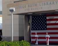 Analysis: More Bush library sleaze charges
