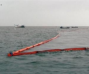Fishing ban imposed in oil-affected Gulf of Mexico