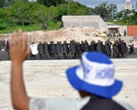 Honduras's ousted government says crisis talks off
