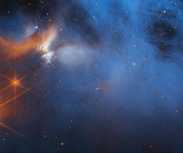 Webb Telescope identifies origins of icy building blocks of life
