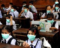 Mumbai closes all schools over swine flu fears: state govt