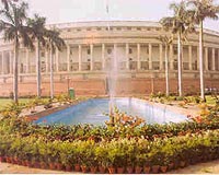 Indian govt seeks allies ahead of confidence vote