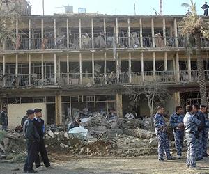 Militants occupy city council as Iraq attacks kill 24