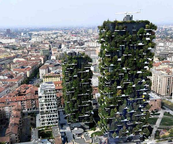 Italy deficit balloons on green homes scheme