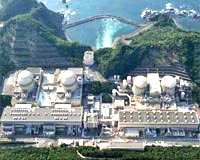 Japan's nuclear industry pledges to refire reactors