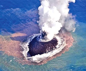 Volcanic formation conjoins existing Japan island