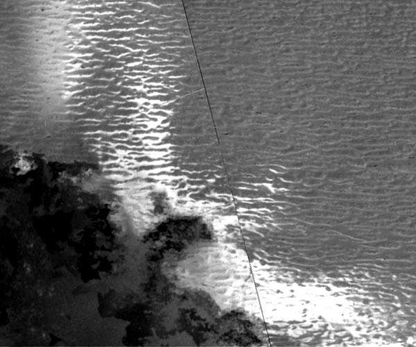 Jupiter's moon has splendid dunes
