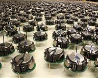 Watch a simple tablet control robot swarm