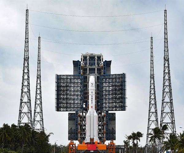 China prepares to launch Long March-5 rocket for Chang'e-5 mission