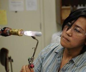 Accidental discovery dramatically improves electrical conductivity