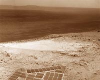 NASA Mars Rover Opportunity Climbs to High Point on Rim
