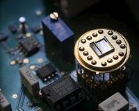 How microscopic machines can fail in the blink of an eye