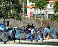 Outcry as French police demolish Calais migrant camps