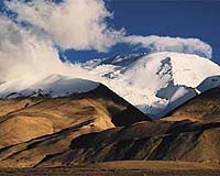 China says Tibet still closed for foreign reporters
