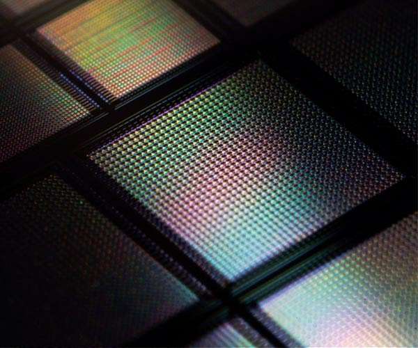 Solving a memristor mystery to improve energy-efficient, long-lasting memory devices