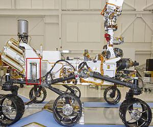 Mars Rover Carries Device for Underground Scouting