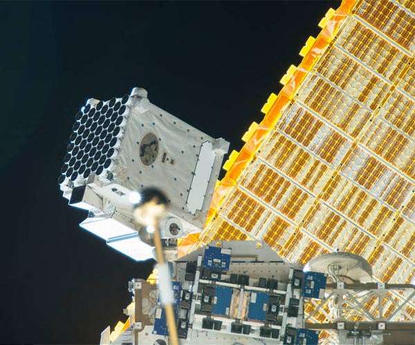 Astronauts slated for repair mission on space station's NICER telescope