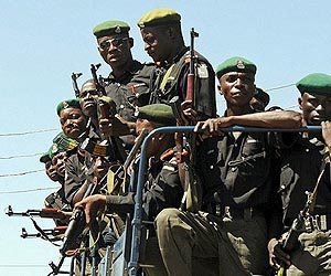Nigerian troops attack camps, rebels say scores killed