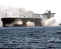 Yemen navy repels pirate attack on tanker