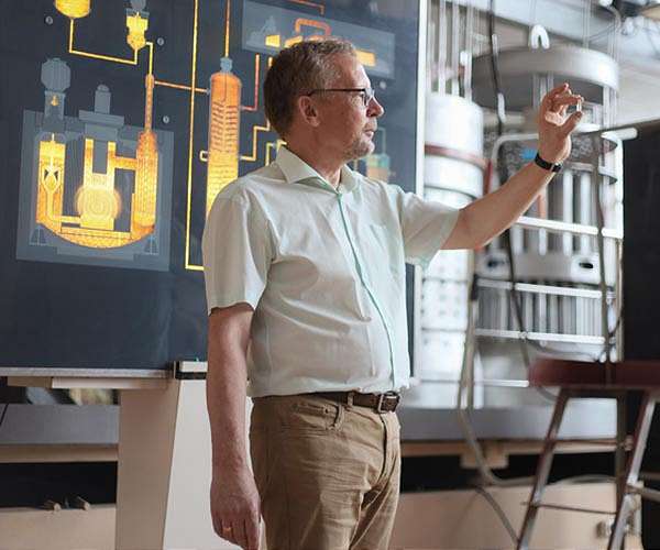 Scientists have improved the composition of radiation protection glasses