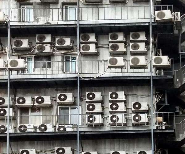Spain limits air conditioning to save energy