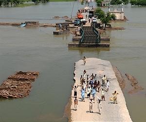 Sympathy for Sandy among Pakistan's forgotten flood victims